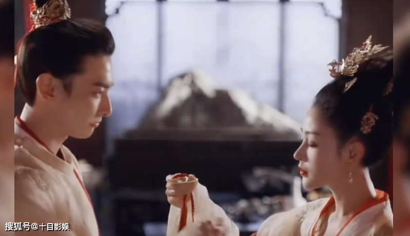 口是心非,阿麦从军嘴铁第一人_陈起_什么_匕首