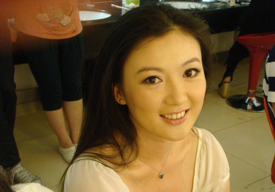 4,2005年,30岁的池华琼开始减少自己的演出.《文房四