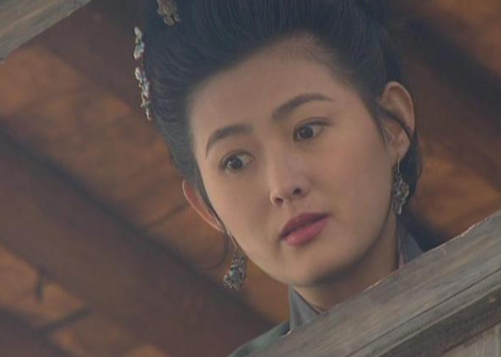 难怪武大郎会被潘金莲害死,儿时只见他的好,长大才看透他的坏_白莲