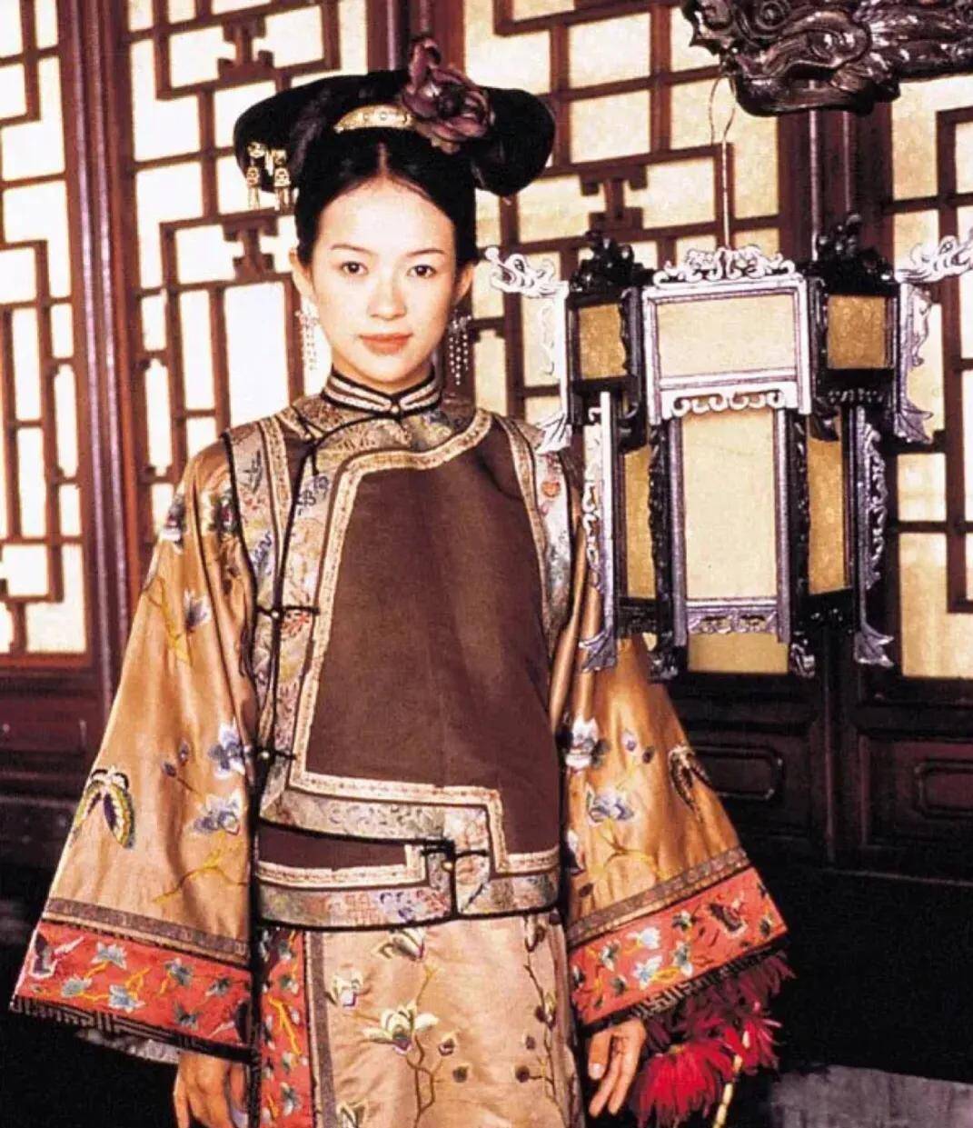 100年前清朝妃子真实照片,据说是最美的 和电视剧中差别太大