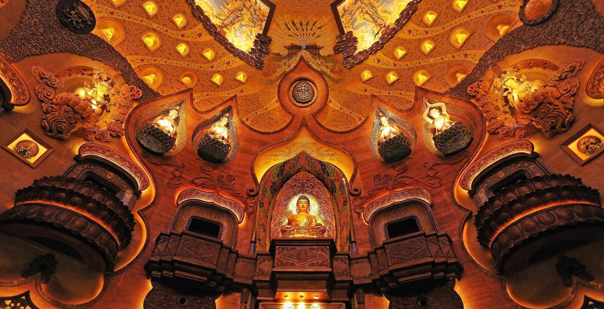 南京这个寺庙,耗资40亿元建成,里供奉有佛祖顶骨舍利,游客众多_牛首山