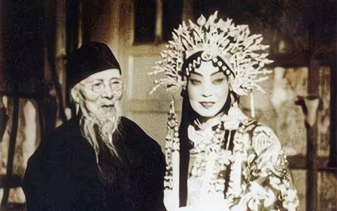 他57岁娶18岁女子,后生下7个孩子,93岁还只想娶