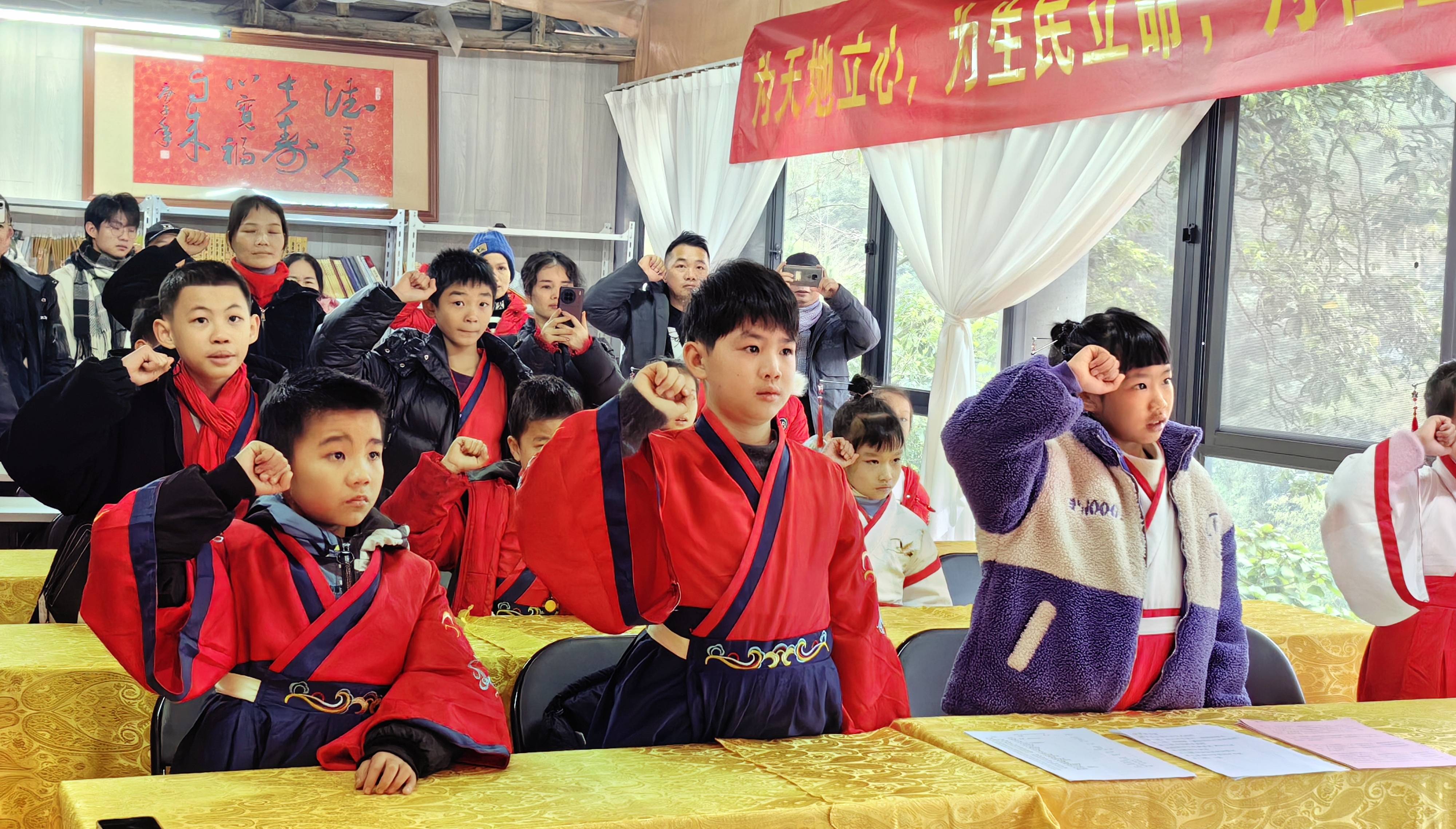 华夏读书慧传承圣贤经典少儿国学冬令营圆满结营