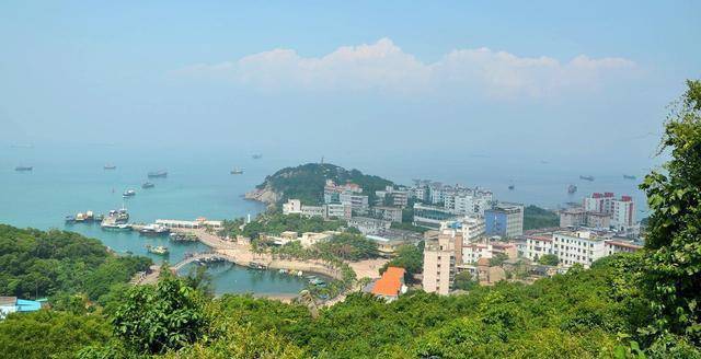 广东这座海岛,因一个人而名扬天下,但去的游客却不多_珠海_项目_海水