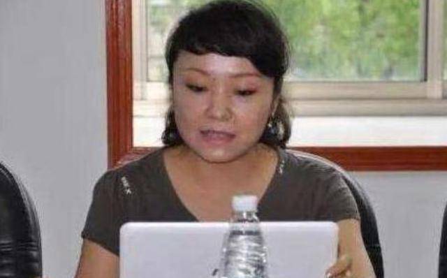 电视主持人张斌劈腿400多名女性,女同事怀孕后怒甩锅