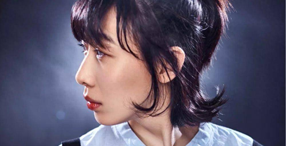 "任素汐的娱乐圈传奇:从"小三"负面到华表奖荣耀"_演艺事业_演技_表演