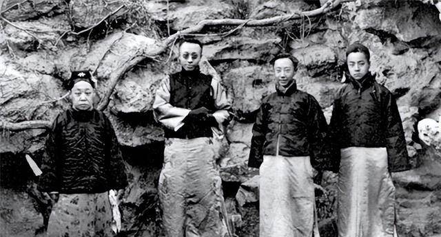 清朝覆灭后,皇族去了哪,许多人从事一种行业,如今依旧