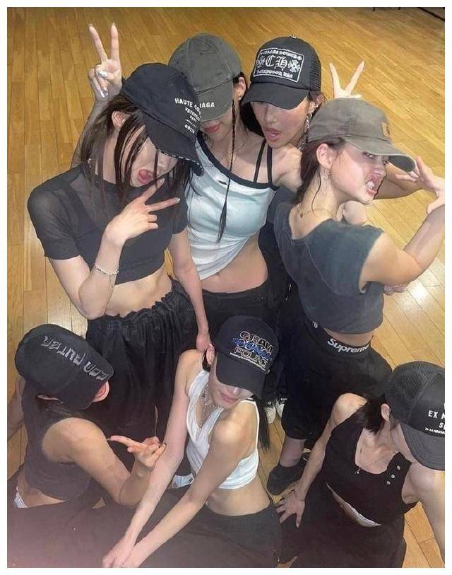 teddy新女团曝光,超越blackpink的后辈团?yg范围内的继承者?