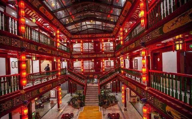 当然,这样消费水平的窑子断然不得富家公子和权贵的青睐.在明朝的《梅