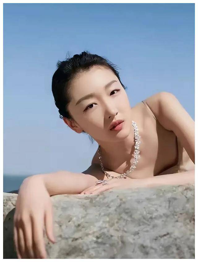 周冬雨失言原因揭秘!她为何遭遇舆论风暴?_最初的