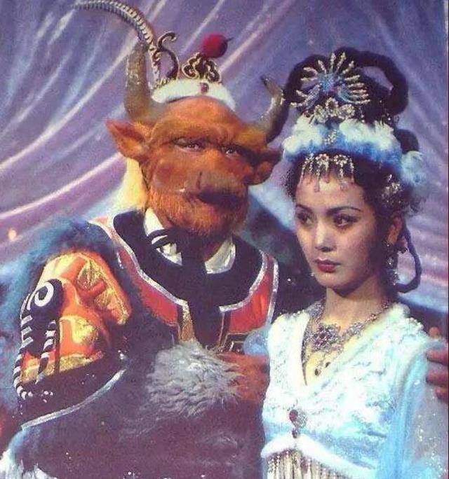 面狐狸是被八戒打死的,但开拍时杨洁指向沙僧:你来_牛魔王_杨导_角色