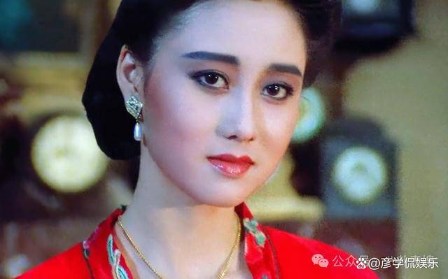 62岁的利智照片曝光,美貌不再!