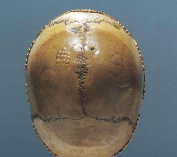 南宋皇帝头颅被做成酒杯,敌人把玩近百年,朱元璋的做法让人敬佩