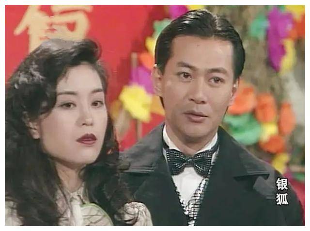 万绮雯与吕颂贤分手后,又于1995年与甄子丹合作主演了《精武门》,两人