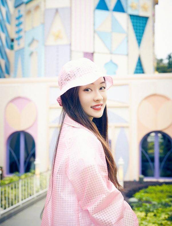 霍思燕的火辣上位史:从清纯玉女到交际花,被宠出来的人生赢家?