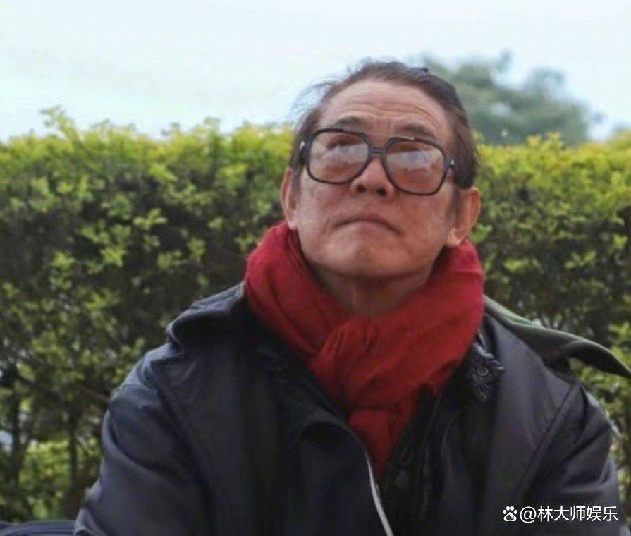 李连杰最新生图曝光,独自参加佛庙会,不如66岁的赵本山年轻_活动_发展