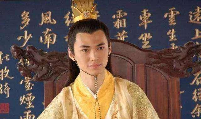 皇帝的儿子不被接纳,临终前哀求太后,最终拯救了一个