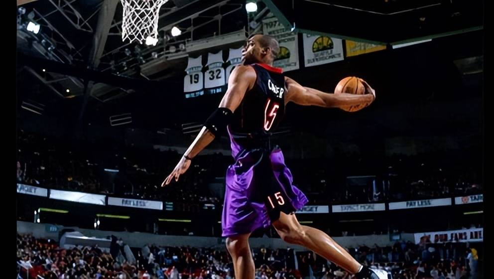 tnt将报道这场比赛,这意味着沙奎尔·奥尼尔,查尔斯·巴克利