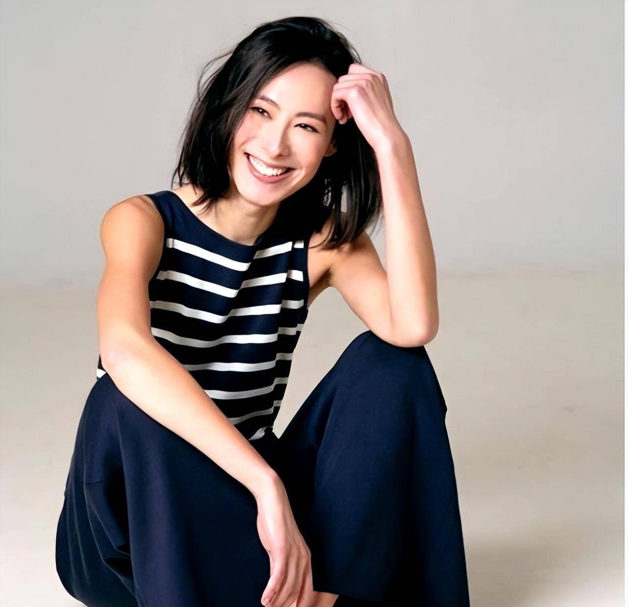 梁洛施称爱上李泽楷没考虑对方财富,分手后深陷情伤,痛苦了7年_李嘉诚