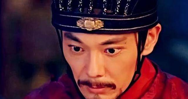 面对天下大乱,藩镇裂土,宦官弄权,却能两次"复国还朝"