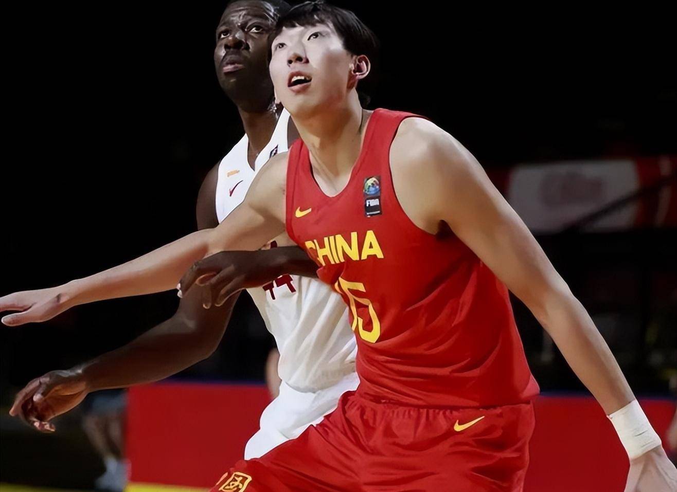 28岁的周琦,28岁的王治郅,差距一目了然_防守_nba_数据
