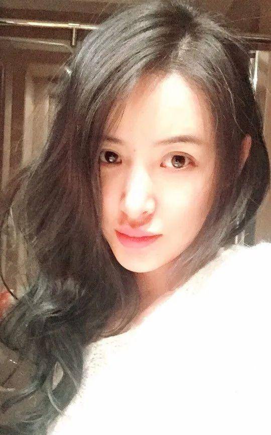 汪峰前女友葛荟婕18岁为其生下女儿,如今发文自曝失恋_章子怡_网友