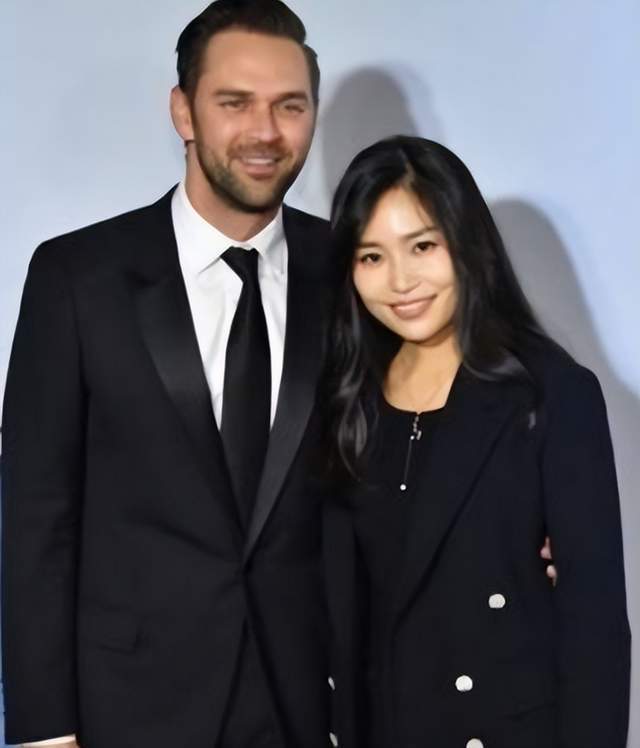 张末,曾经痛恨父亲张艺谋两次移情,为何如今又冰释?