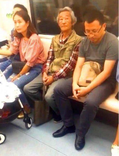 他曾是优秀演员,因无戏可拍成为网红,凭借妹大爷打脸