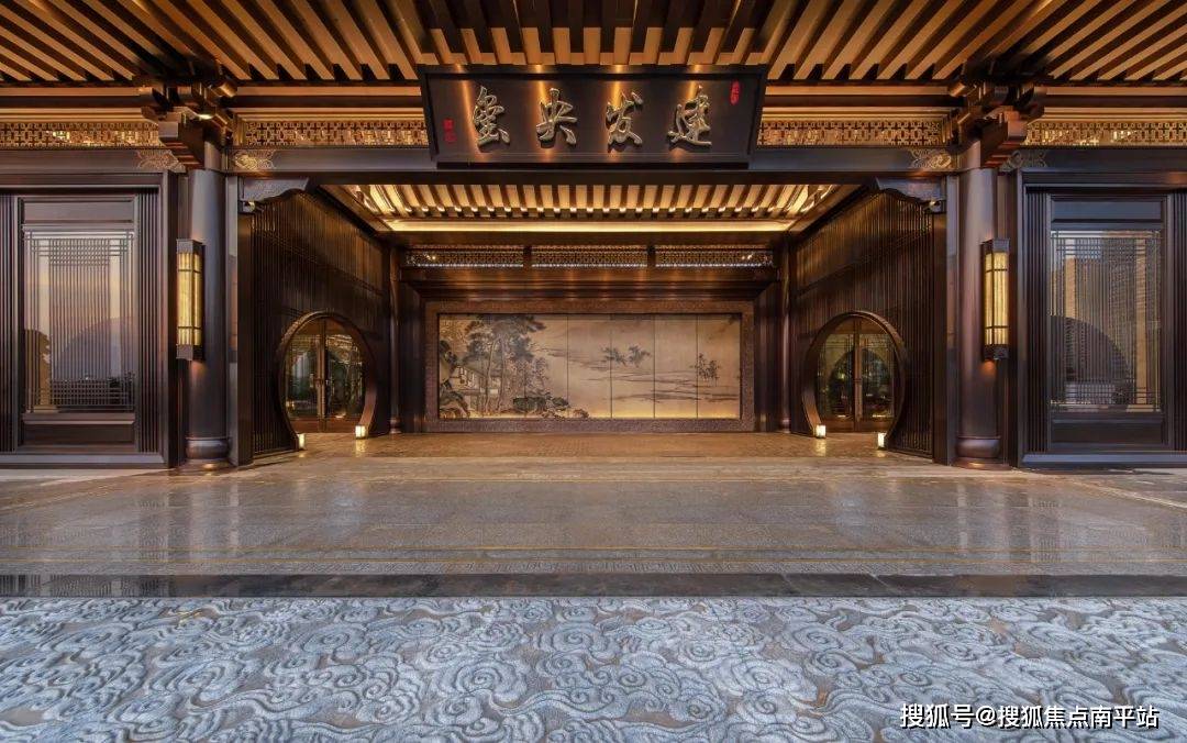 南宁建发央玺销售中心70建发央玺70售楼处电话