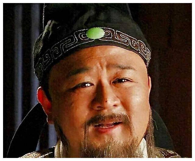 悬疑探案剧一直是观众们喜爱的选择,而梁冠华作为代表人物,在《神探