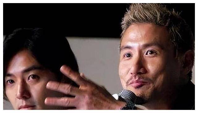 56岁郑伊健近照曝光,为避免负面电影而走红_生活_事业