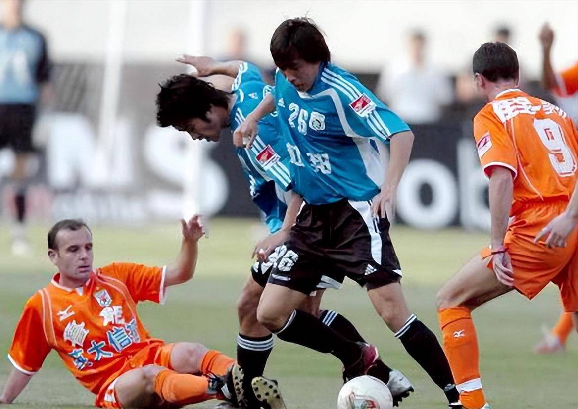 f组第五轮,大连实德3-1泰国队泰王银行,张亚林与王鹏,安迪尔森,翟彦鹏