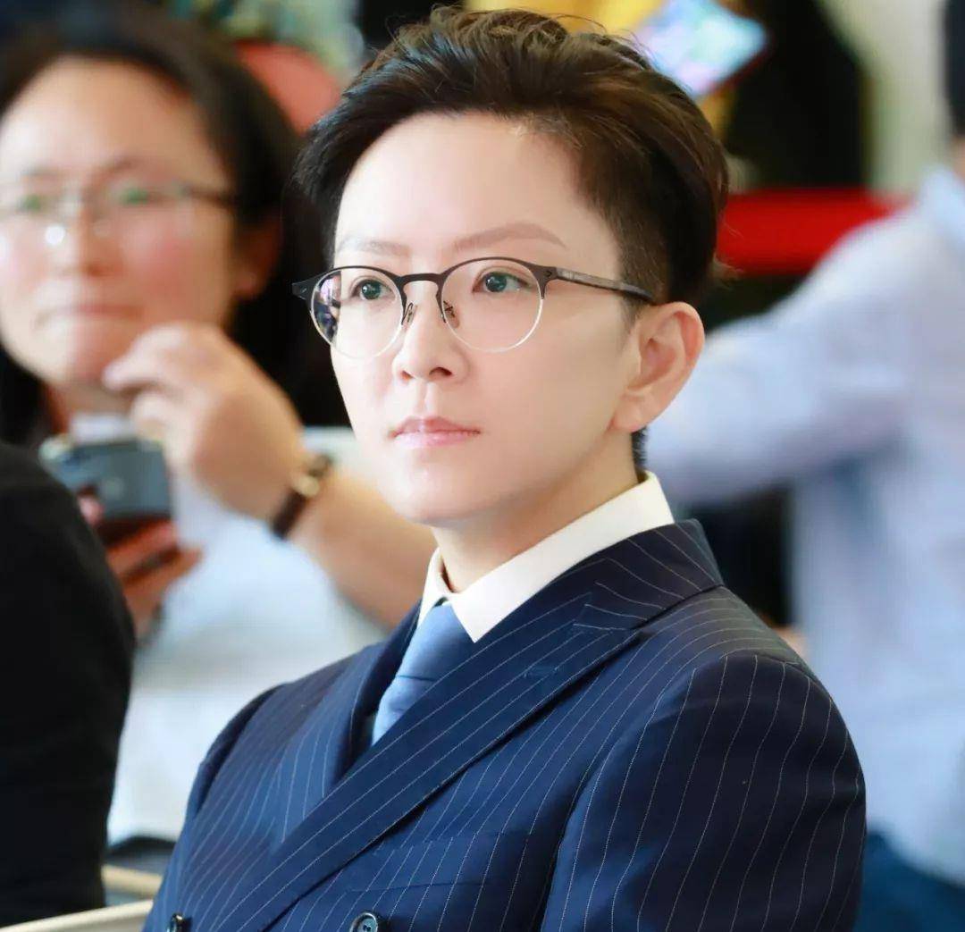 京剧名家王珮瑜敢于质疑郭德纲拯救京剧,凭这一点就值得尊敬_宣传_剧
