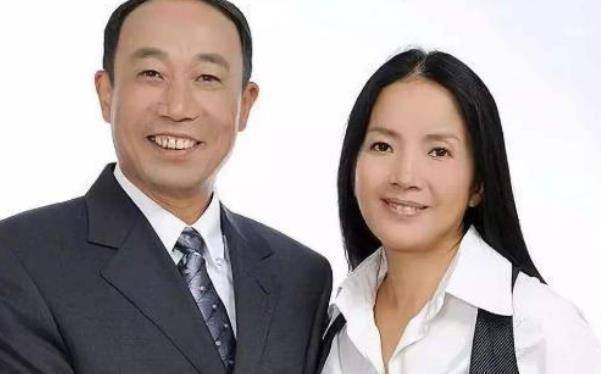 不管怎样,吕丽萍终于找到了另一半,和孙海英相伴几十年,一直恩爱有加