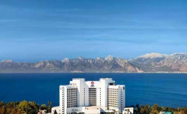 非洲小国加纳:向中国借了700多亿,回赠我国价值千亿的