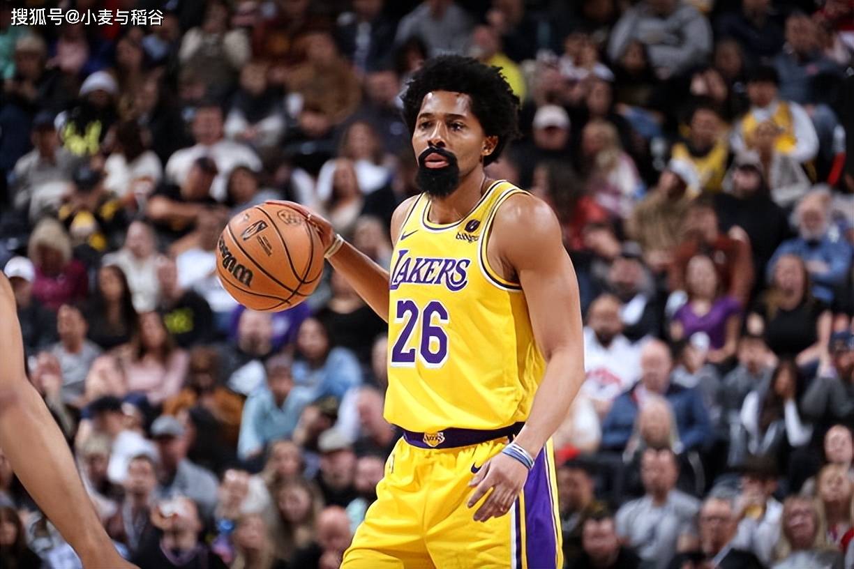 湖人后场新援正在逐渐找到自己应该扮演的角色?_丁威迪_比赛_文森特