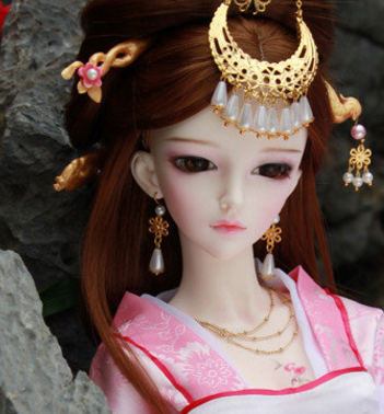 这款bjd人偶,古色古香,充满古典的气息,很典雅,就是巨蟹座的专属.
