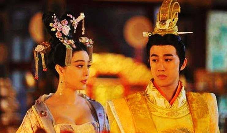 武则天跟李世民12年都没有孩子,为何一嫁给李治,就生6