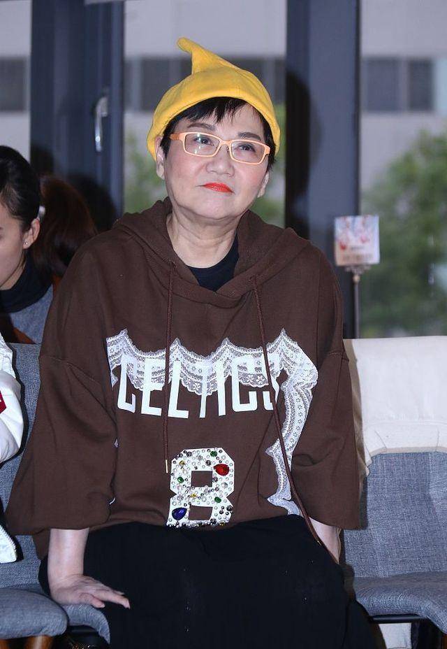 "张小燕爆料黄子佼转型:全职爸爸的日常"_生活_家庭