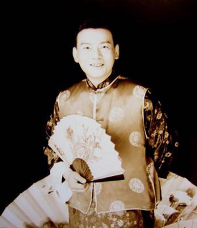 原来他已去世16年,80年代齐名李连杰,走后儿子将奶奶