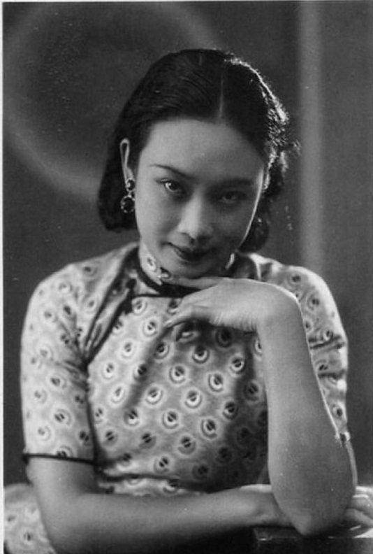 民国影星胡蝶的成熟和圆滑_戴笠_上海滩_潘有声