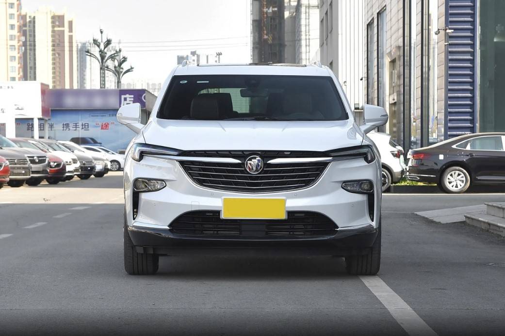 5万,配2.0t 48v轻混,长近5米,别克昂科旗值得选