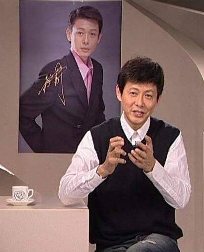 就连朱军在看到了他的主持之后都明确地表示说自己的榜样就是这个人