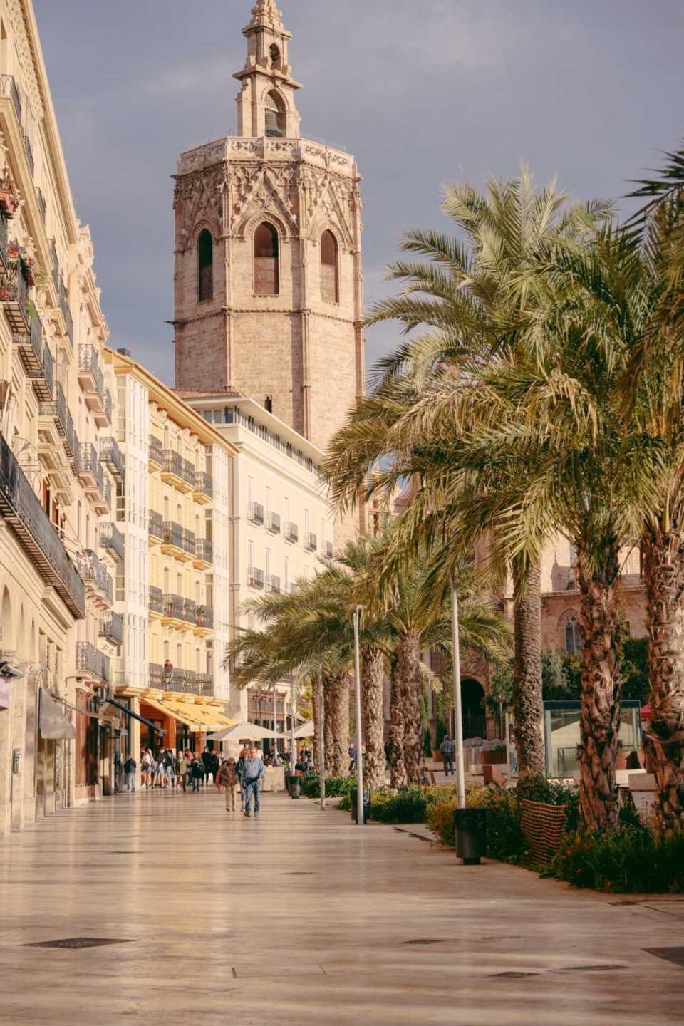 瓦伦西亚 | 重返世界,漫游在日光倾城的西班牙!_旅行_菜市场_花砖