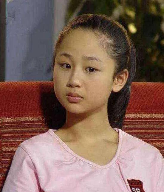 六位长大的童星:有人长残不红了,有人为红动脸,整没整