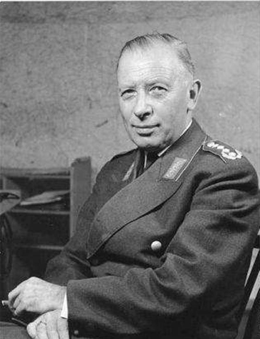 二战期间德国陆军共四任总参谋长,分别是谁,各有何?