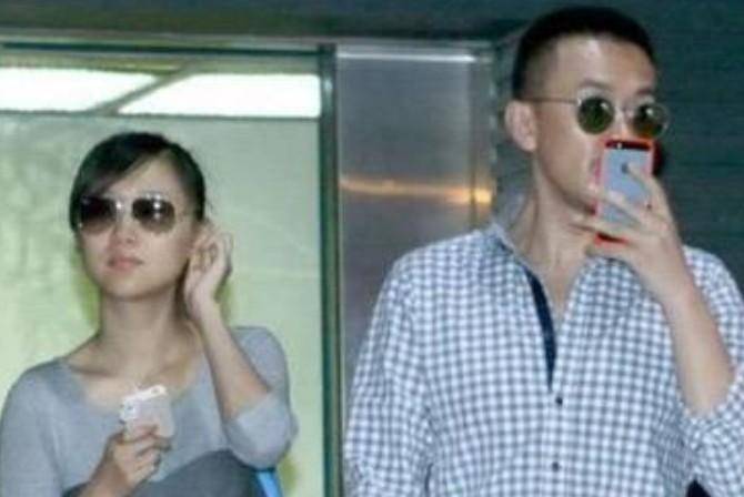 跟张芊芊结婚之后的王学兵,除了拍戏还有一段绯闻产生.