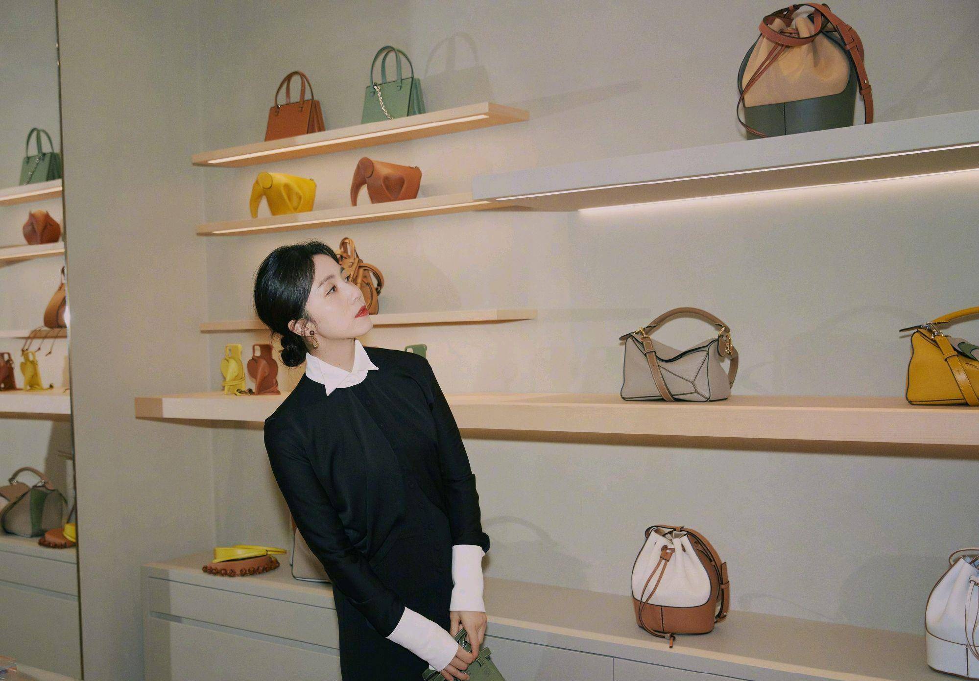 孙莉自曝因跳舞动作幅度过大,居然把裤子跳开裆了_黄磊_舞蹈_视频