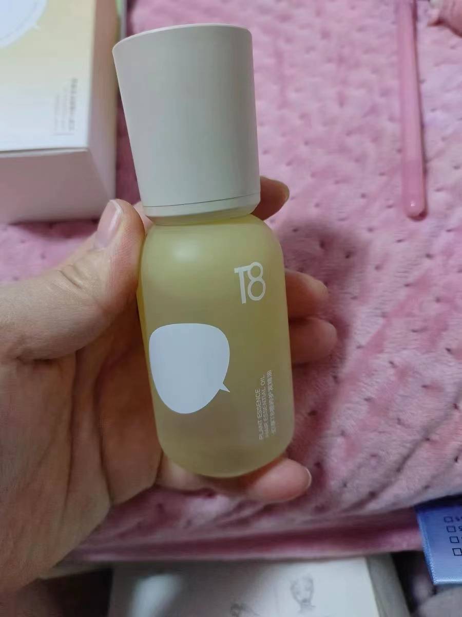 护发精油选什么好?短发女生"飒"起来_效果_问题_发丝