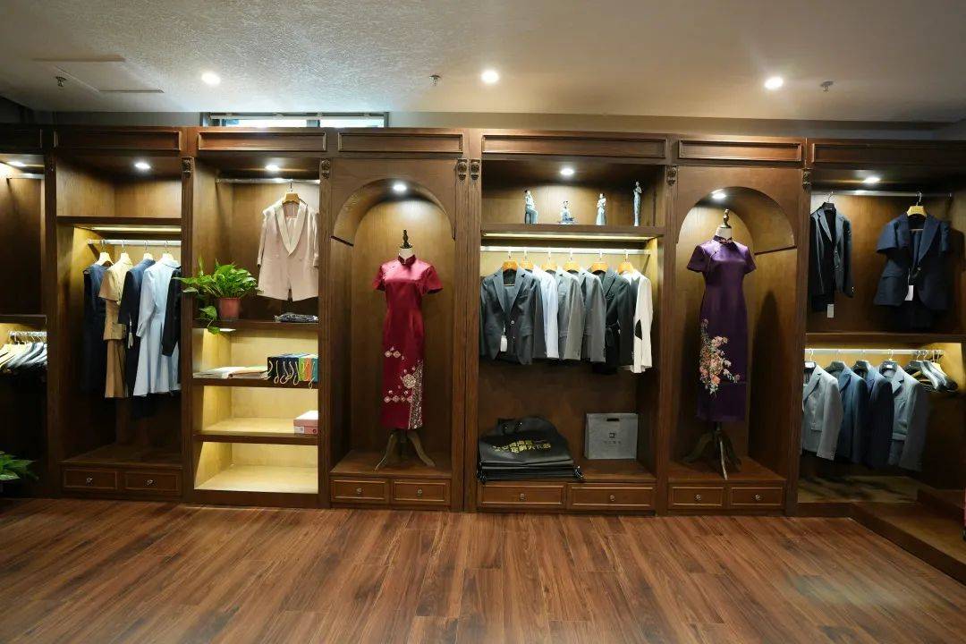 会员动态 | 我会会员单位邦定服饰临潼旗舰店招聘英才!